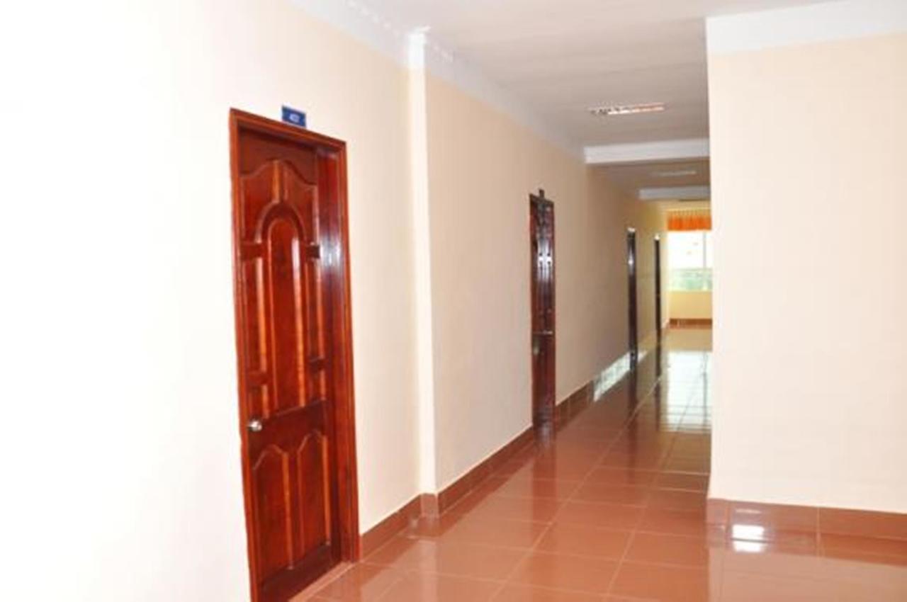Thanh Nhan 1 Hotel Cà Mau Esterno foto